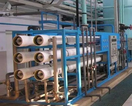 反渗透海水淡化设备价格及其影响因素